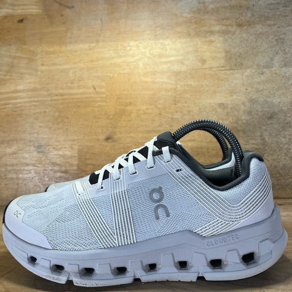 On CloudGo REFLECTIVE Womens Size 9 Running Shoes Sneakers White Glacier Gray - Picture 4 of 12